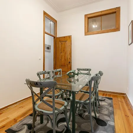 Real Apartment