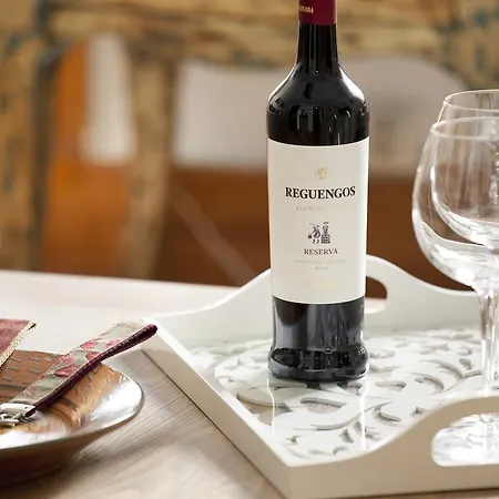 Real Διαμέρισμα *